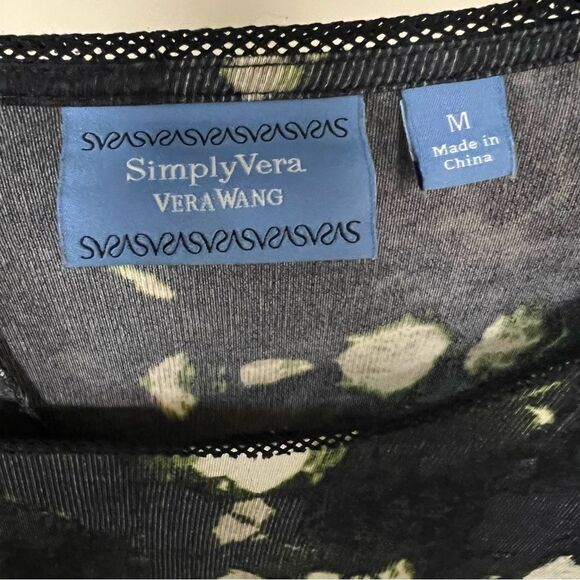 😊 3/$30 Vera Wang Simply Vera line Long sleeve top Front knot/flowy fabric Sz M - Picture 11 of 13